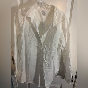 J. Crew women’s White button down v-neck Shirt size m NWT